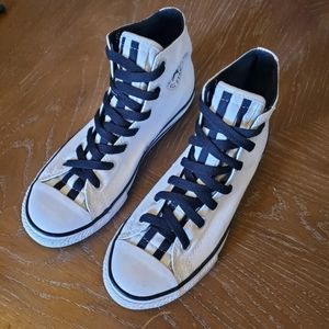 Converse high top fashion sneakers 4.5 junior/6.5 women